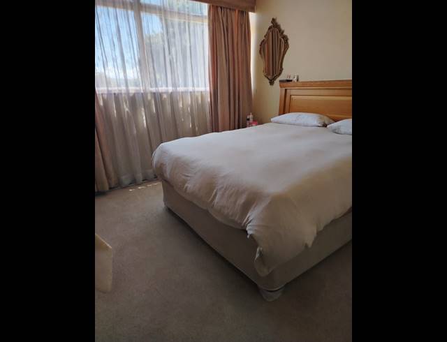 3 BEDROOM APARTMENT FOR SALE IN LENNOXTON